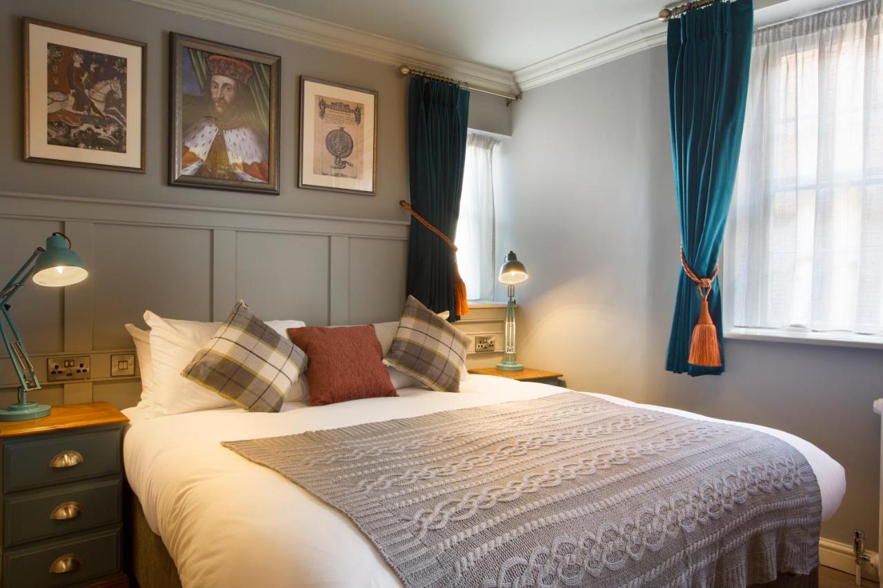 The Ostrich Inn Colnbrook London Heathrow Slough Eksteriør billede